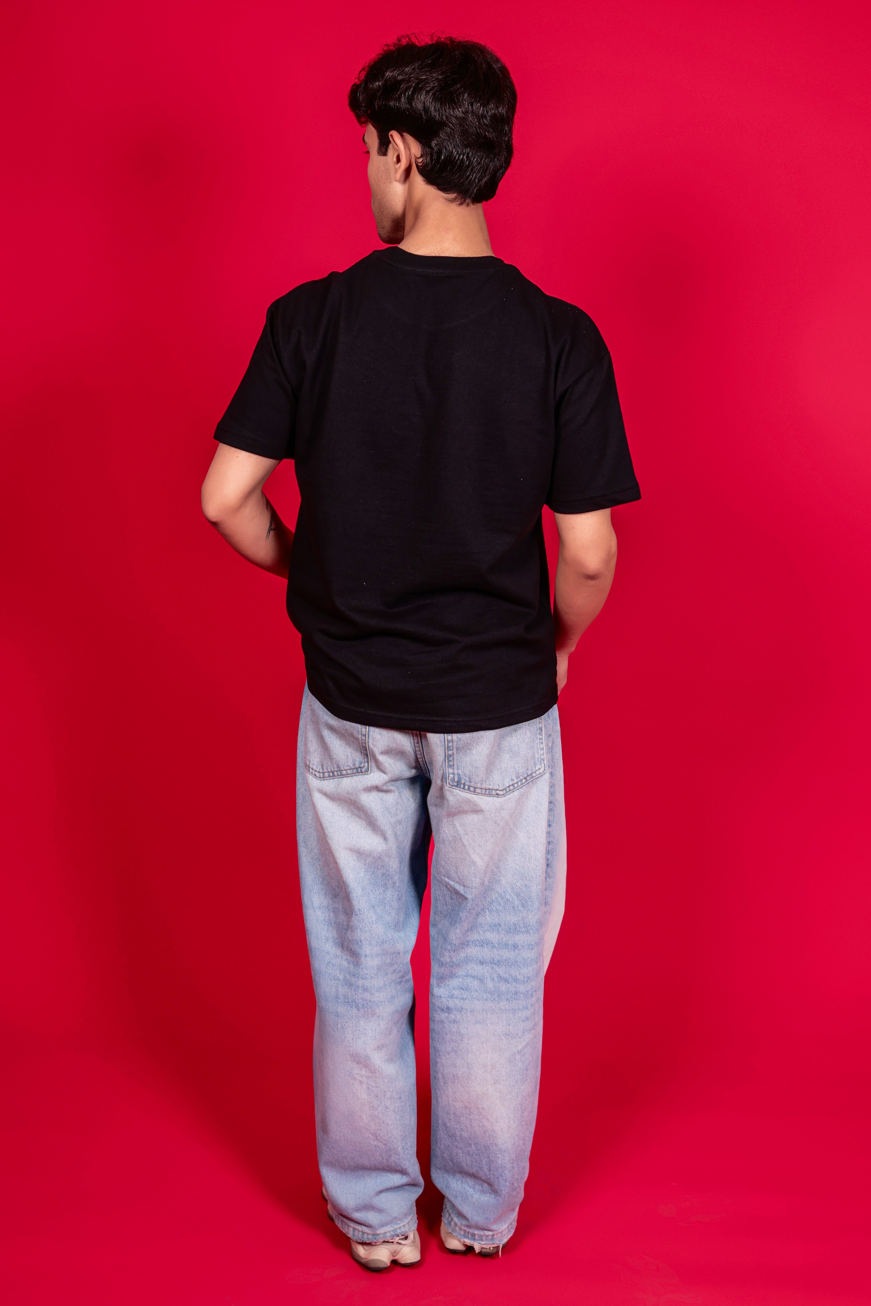 Street Hustler Graphic Tee – Black