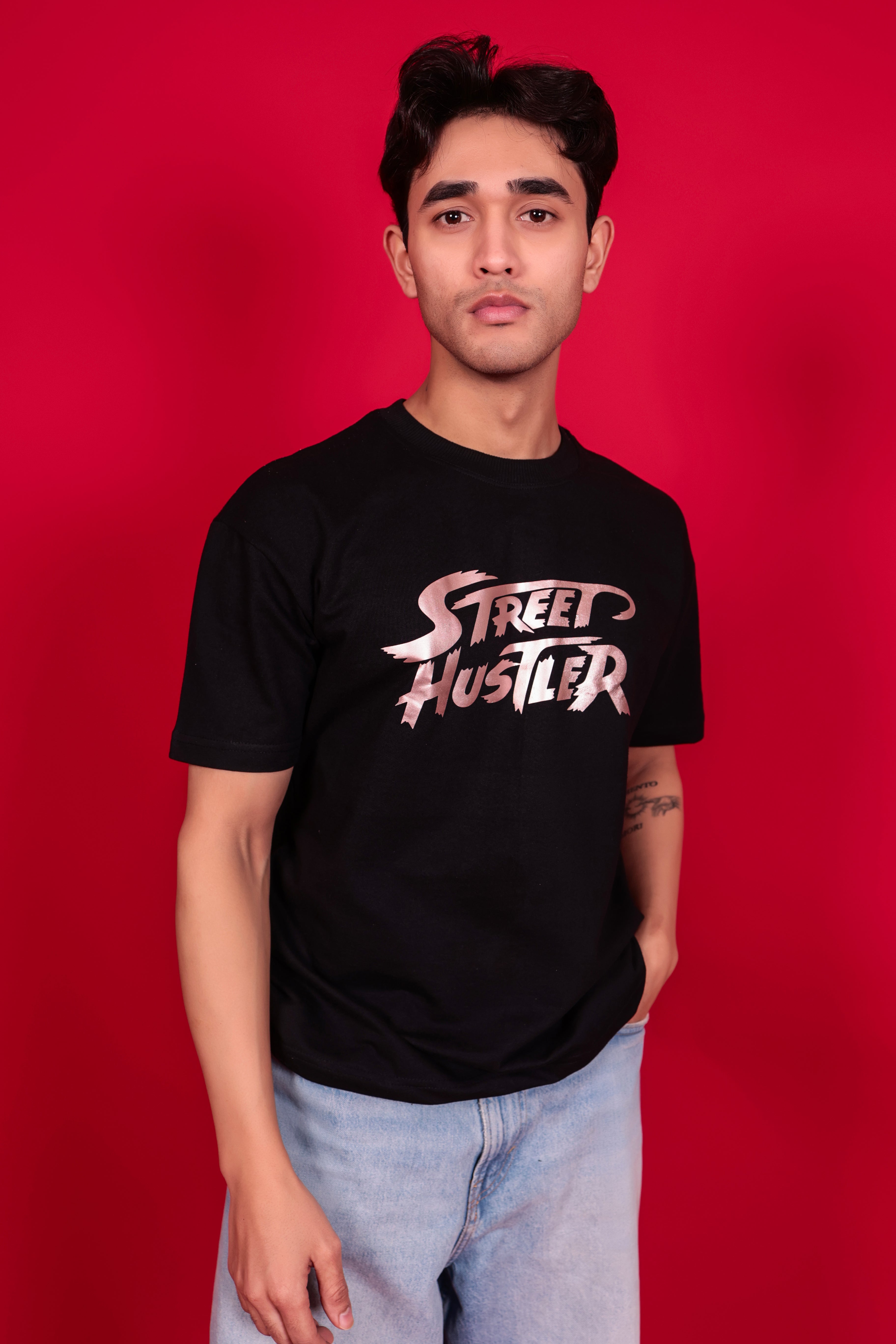 Street Hustler Graphic Tee – Black